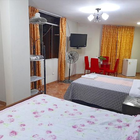 Travel House Hotel อิกา ภายนอก รูปภาพ