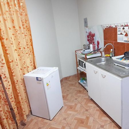 Travel House Hotel อิกา ภายนอก รูปภาพ